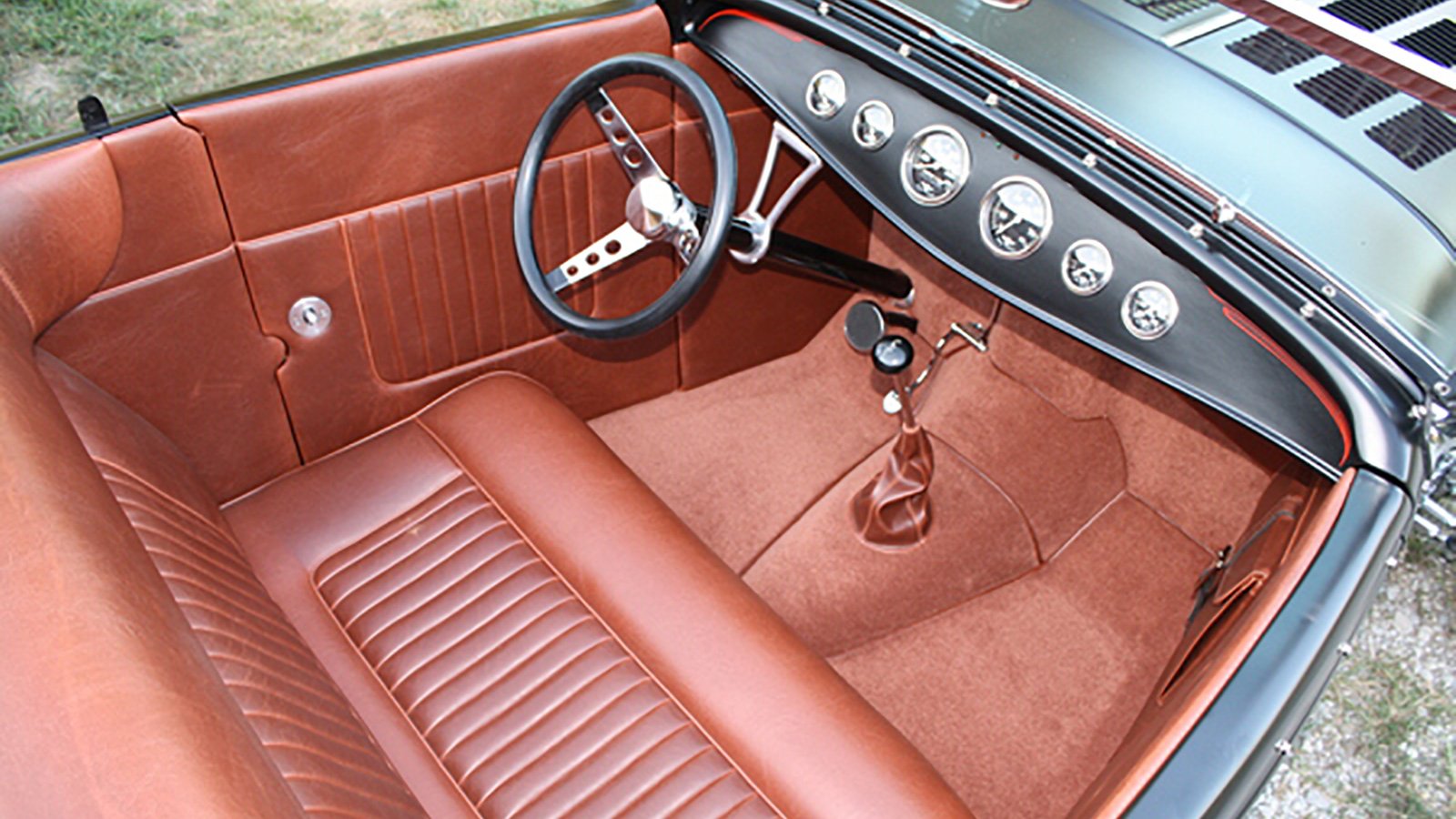 1932 Ford Roadster - Image 4