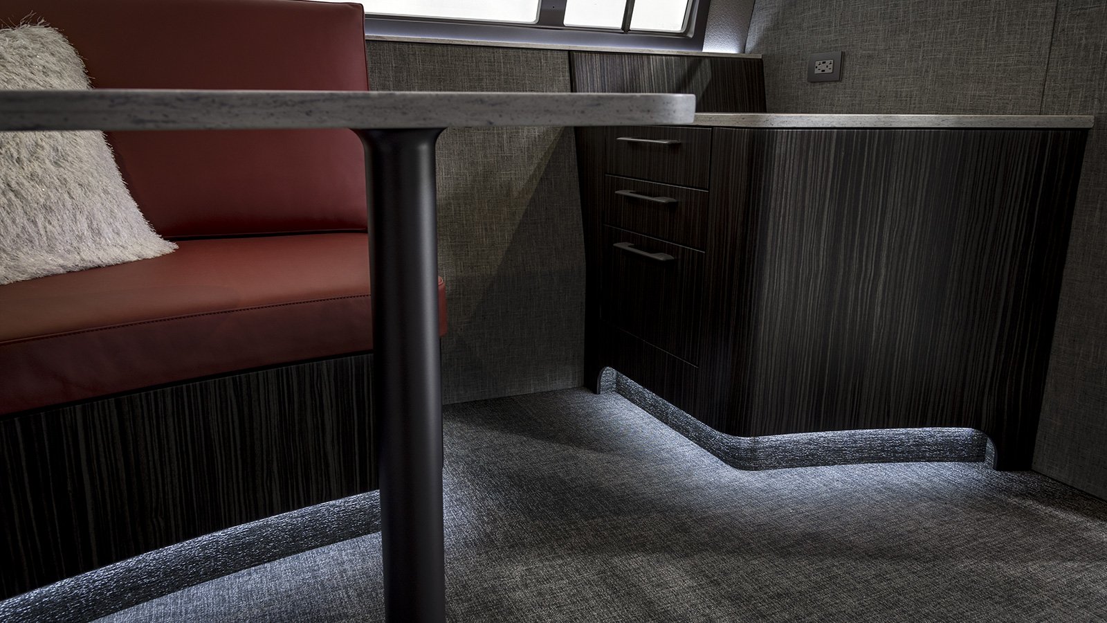 1949 Spartan Mobile Office - Image 13