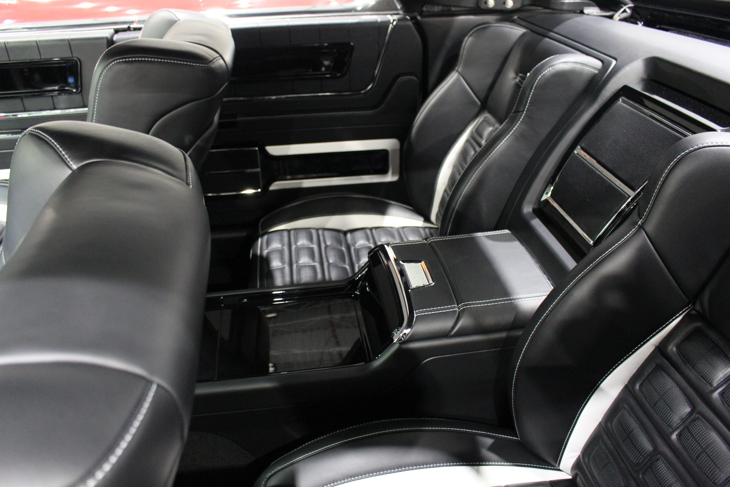 1963 Lincoln Continental - Image 6