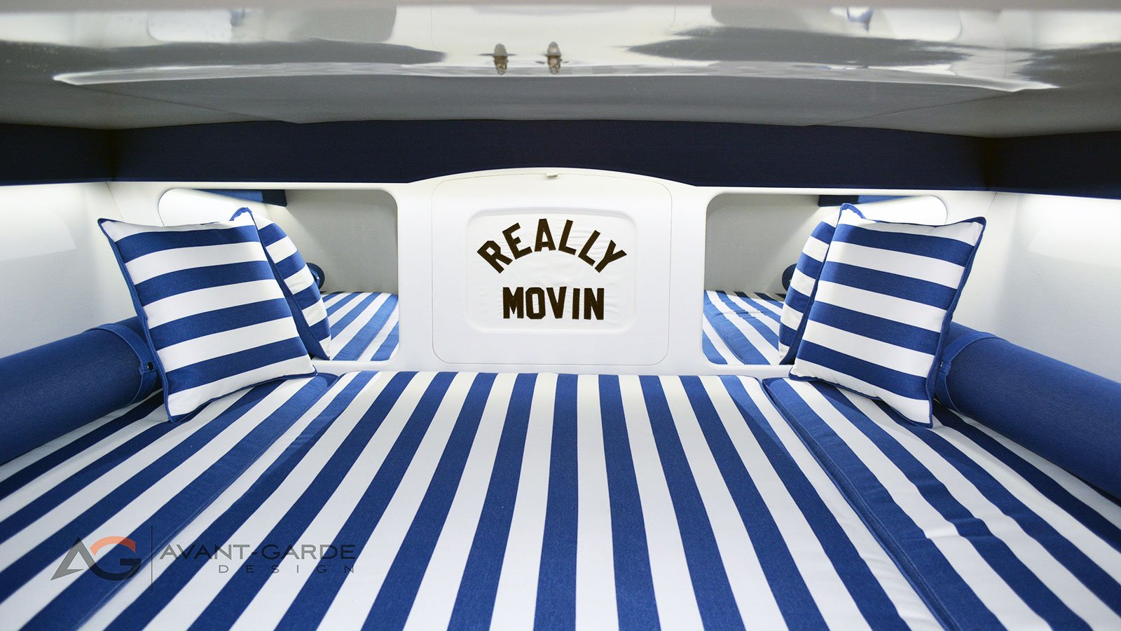 1971 Magnum Marine - Image 10