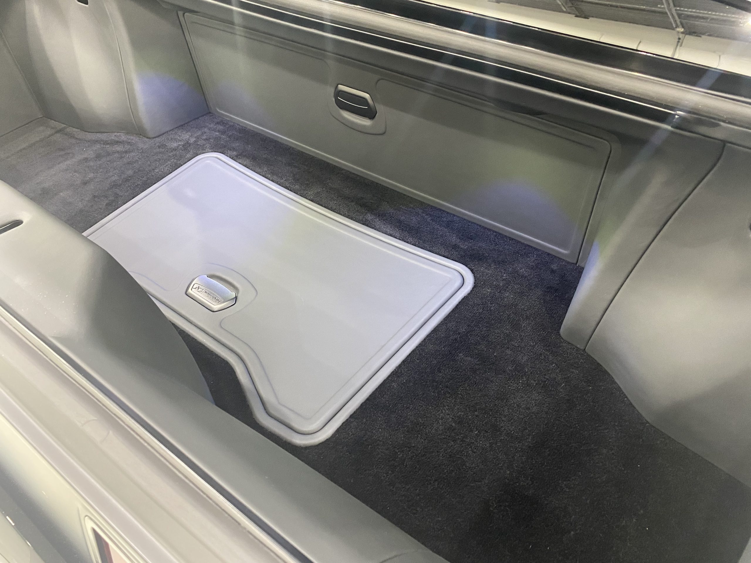 Joe Rogan's 1969 Camaro - Image 9