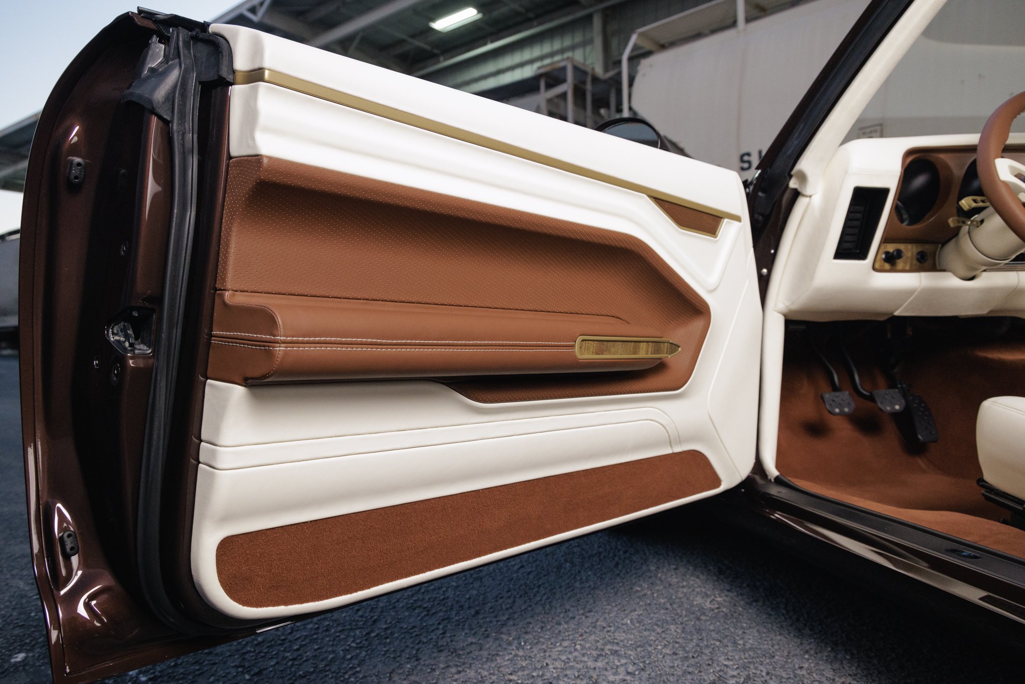 Kevin Hart's 1969 Pontiac GTO - Image 6