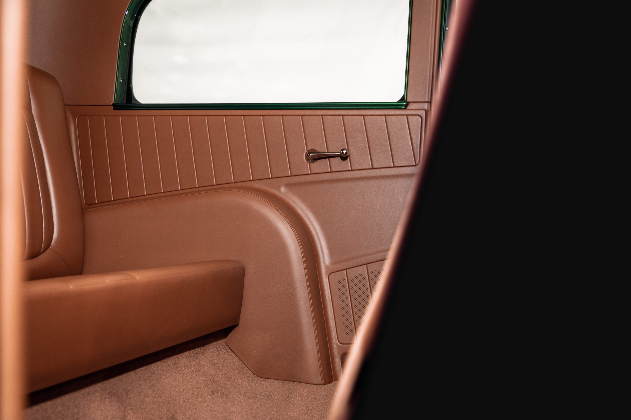 Lloyd's 1932 Ford Tudor Sedan - Image 8